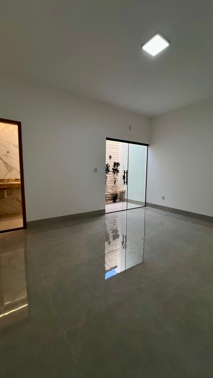 Casa 3 Quartos — próx. Maternidade Nascer Cidadão
