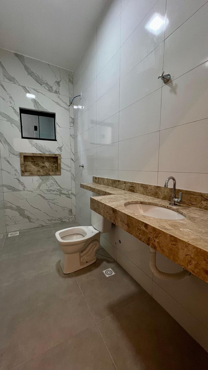 Casa 3 Quartos — próx. Maternidade Nascer Cidadão